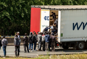 UK steps up border security after migrants exploit Calais strike